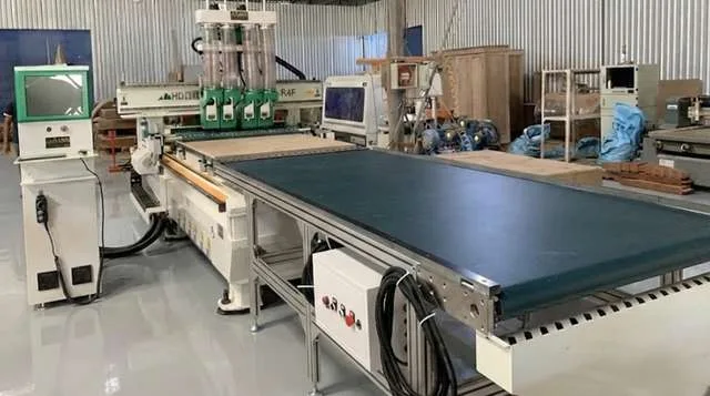 Gia công nội thất tại nhà máy AIC trước khi lắp đặt