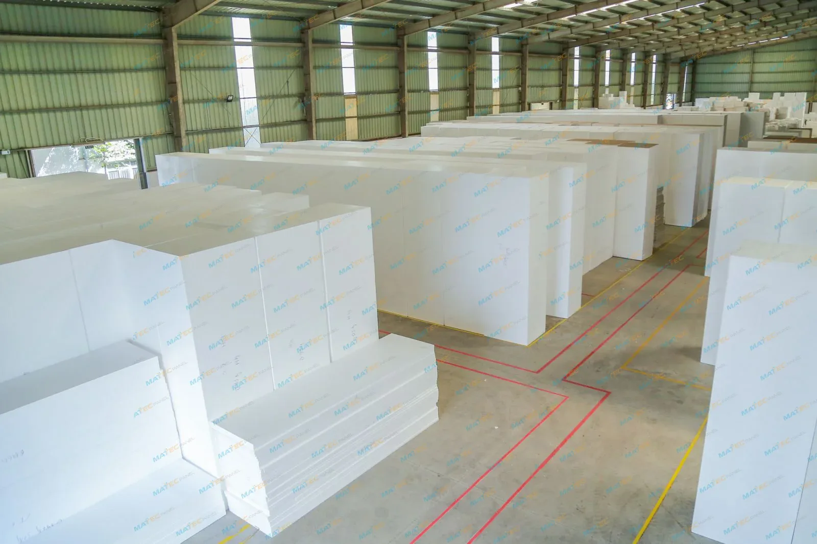 Vật liệu cách âm dạng tấm dùng cho tường và trần căn hộ