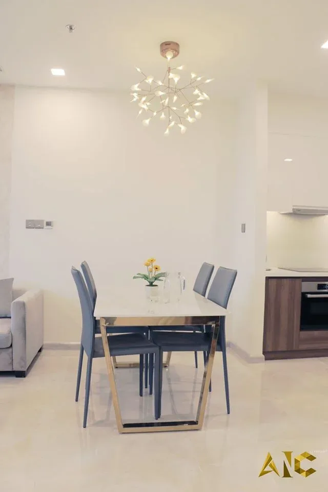 Căn hộ Vinhomes Golden River (Ba Son) — ảnh 2