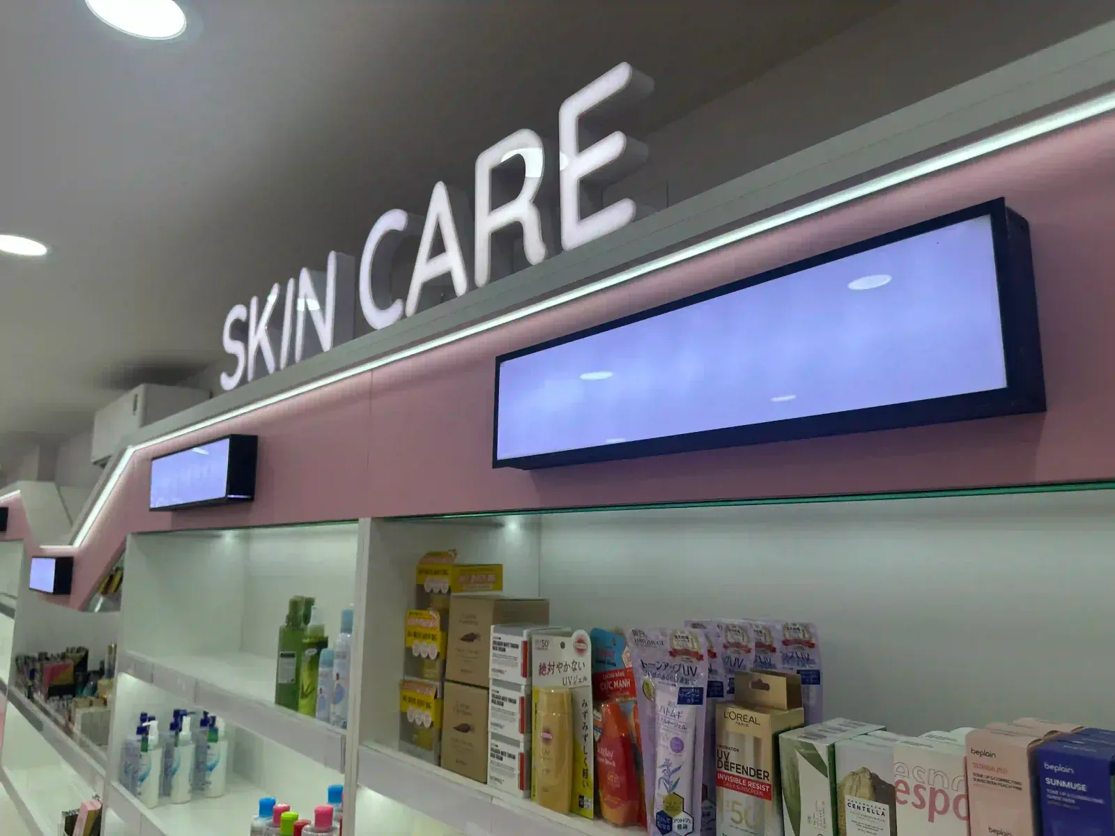 Thiết kế thi công cửa hàng mỹ phẩm BOSHOP — ảnh 2