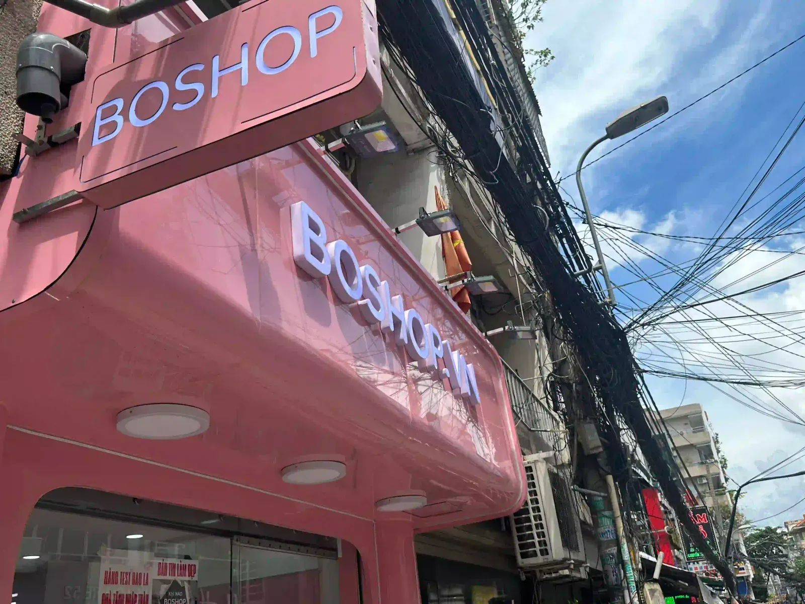 Thiết kế thi công cửa hàng mỹ phẩm BOSHOP — ảnh 6
