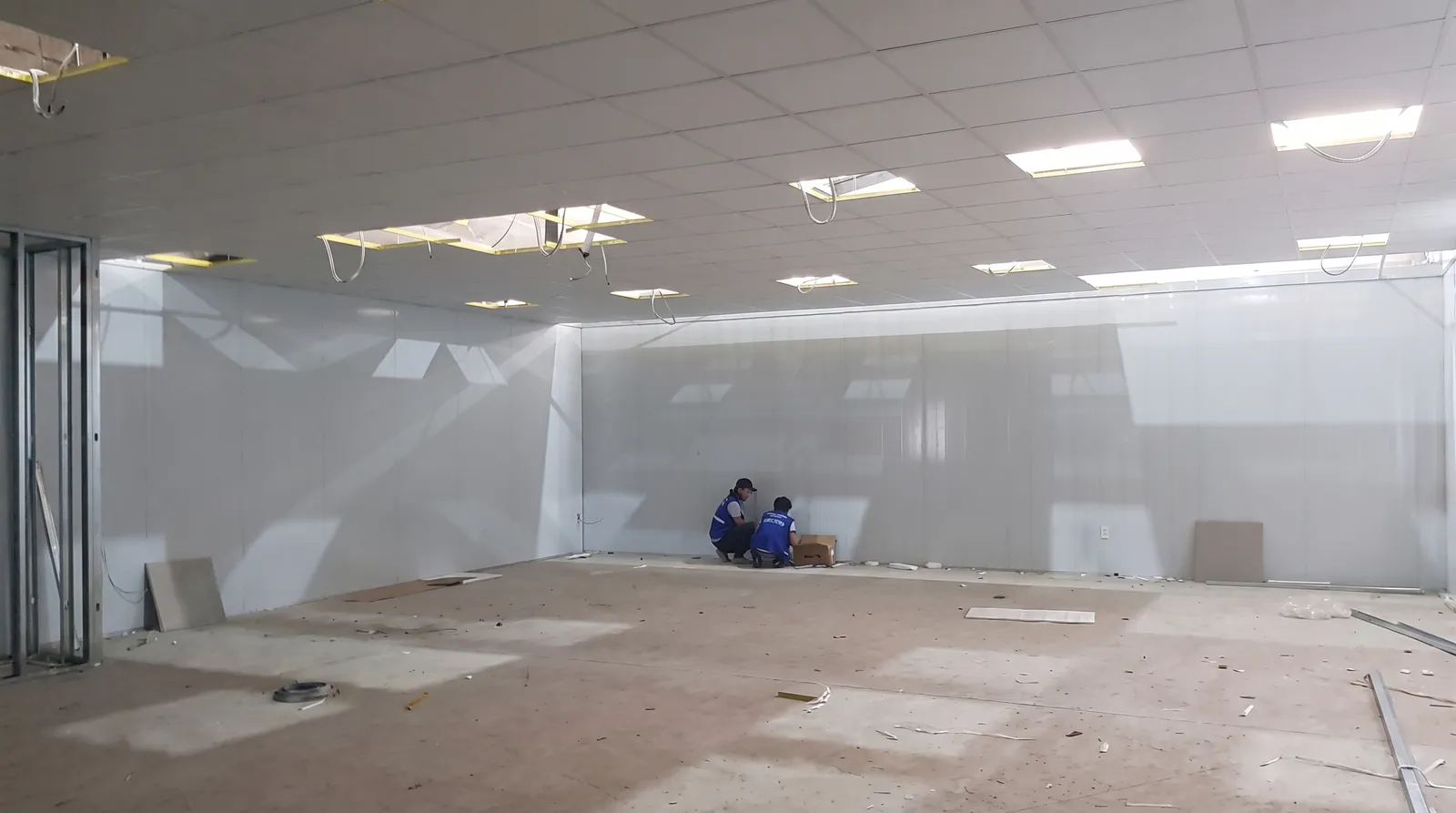Thi công Kho kết hợp Văn phòng BCA Solutions — ảnh thi công 2